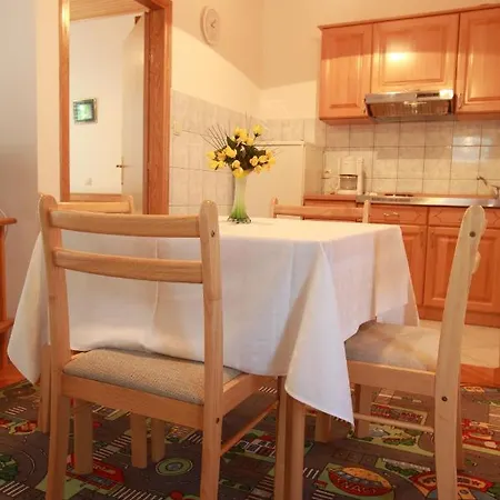 Nada Apartament Baška