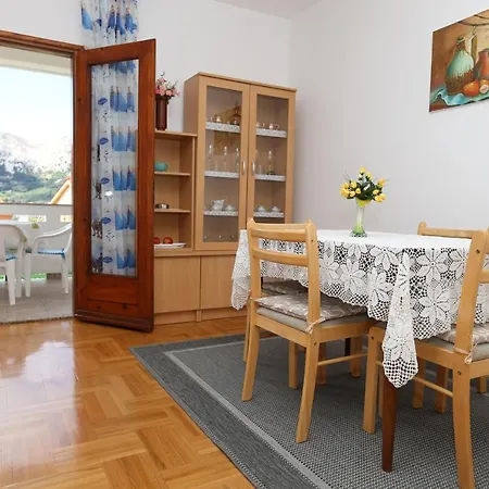 Nada Apartman Baška