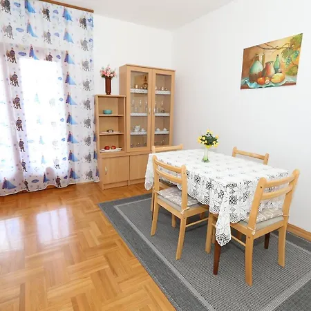 Nada Baška